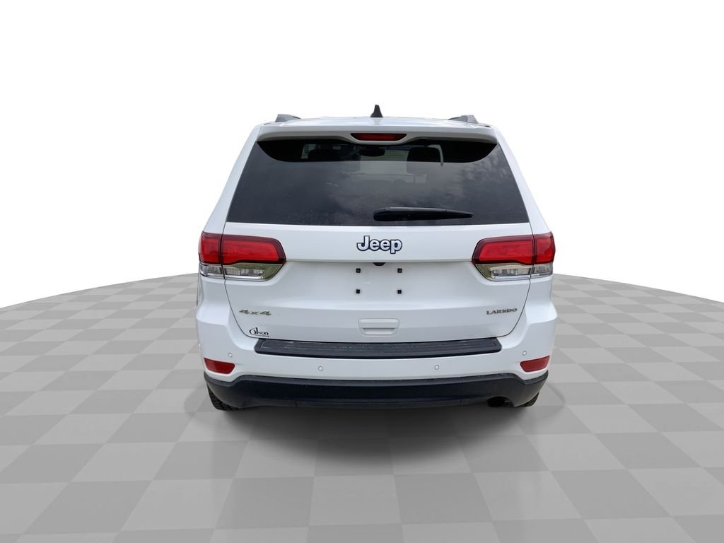 Used 2020 White Jeep Laredo E image 6