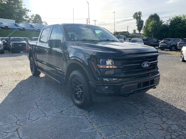 Used 2024 Black Ford XLT image 2