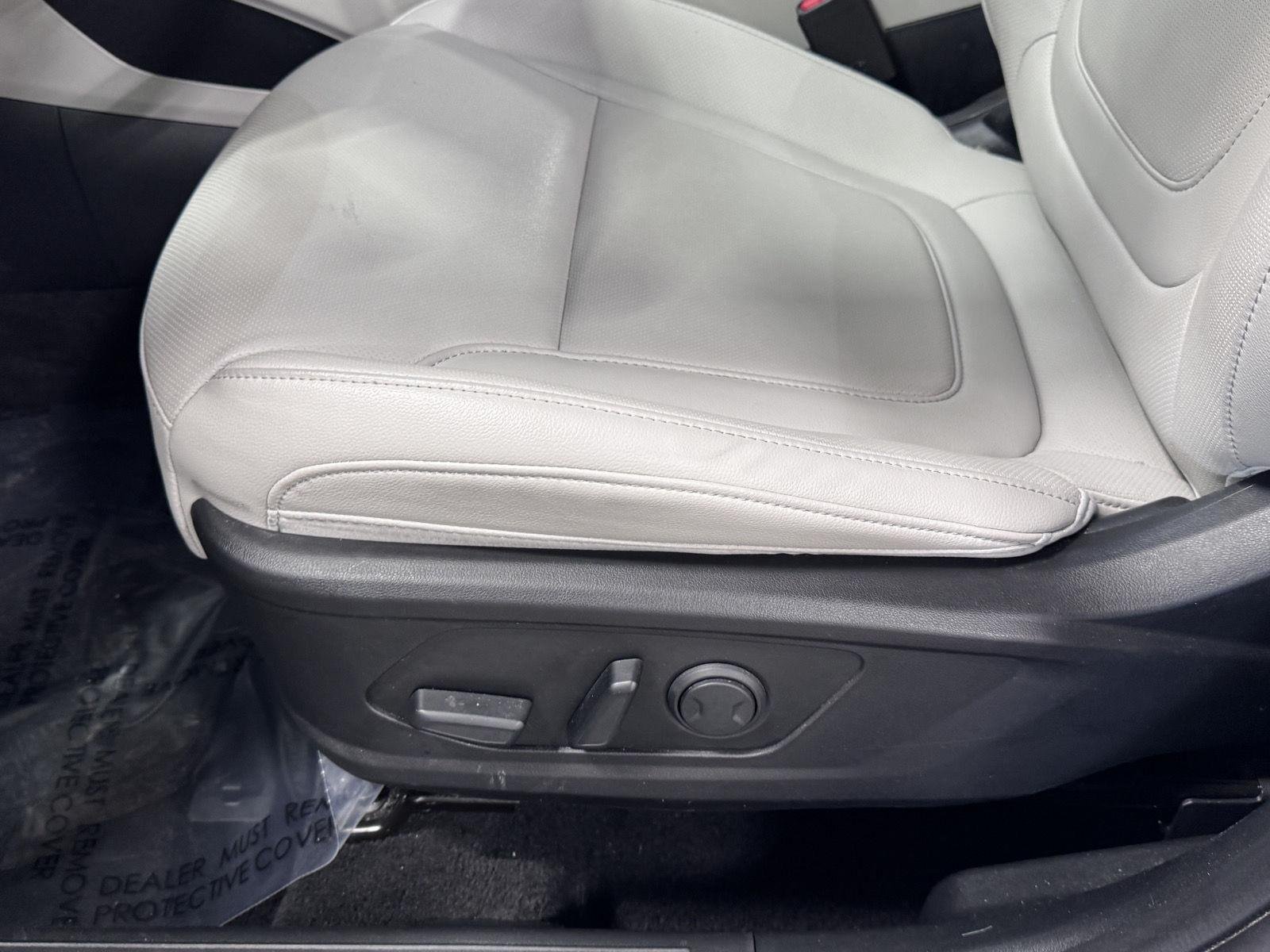 Certified Used 2024 White Pearl Hyundai SEL image 33