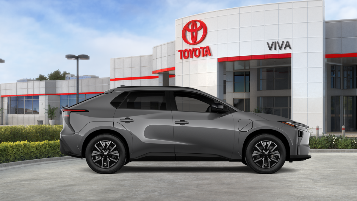 New 2026 Heavy Metal Toyota XLE image 12