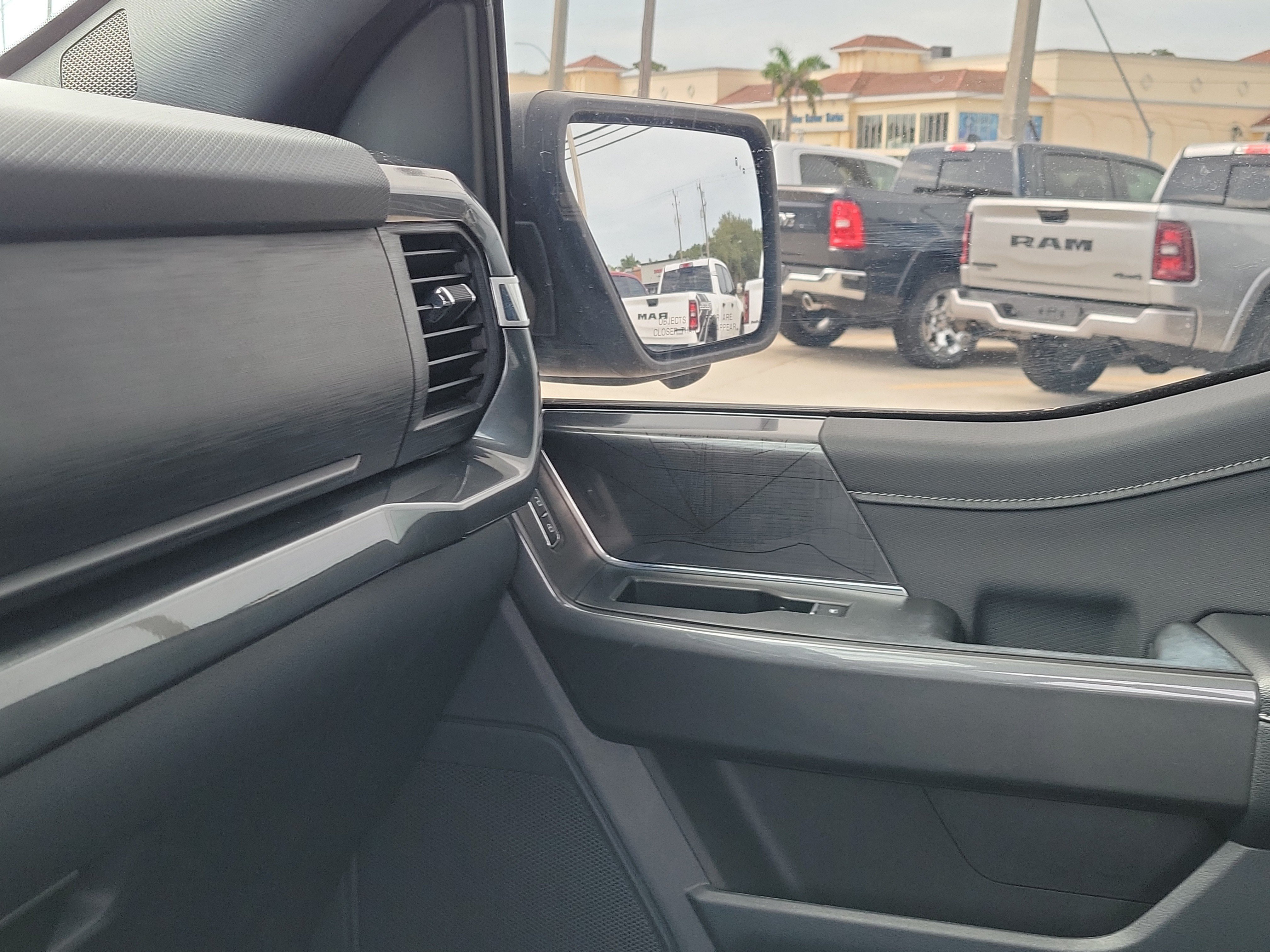 Used 2022 Blue Metallic Ford XLT image 29