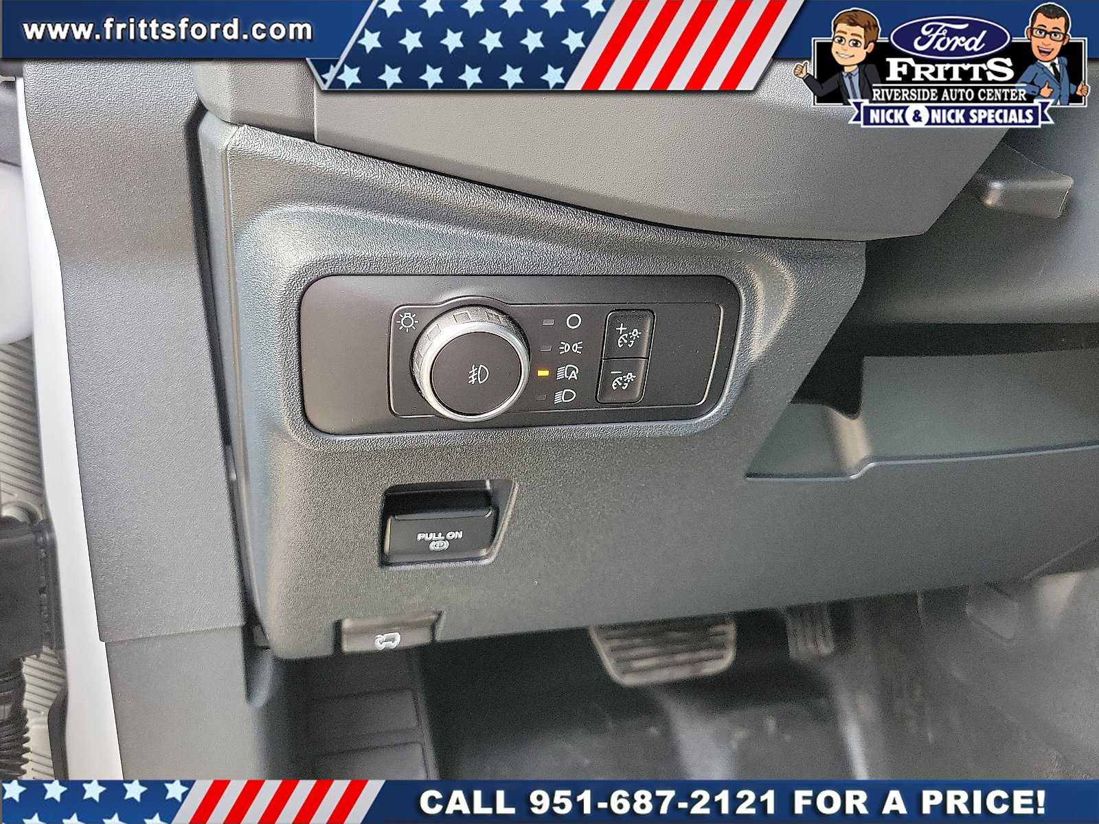 New 2026 Oxford White Ford Badlands® image 14