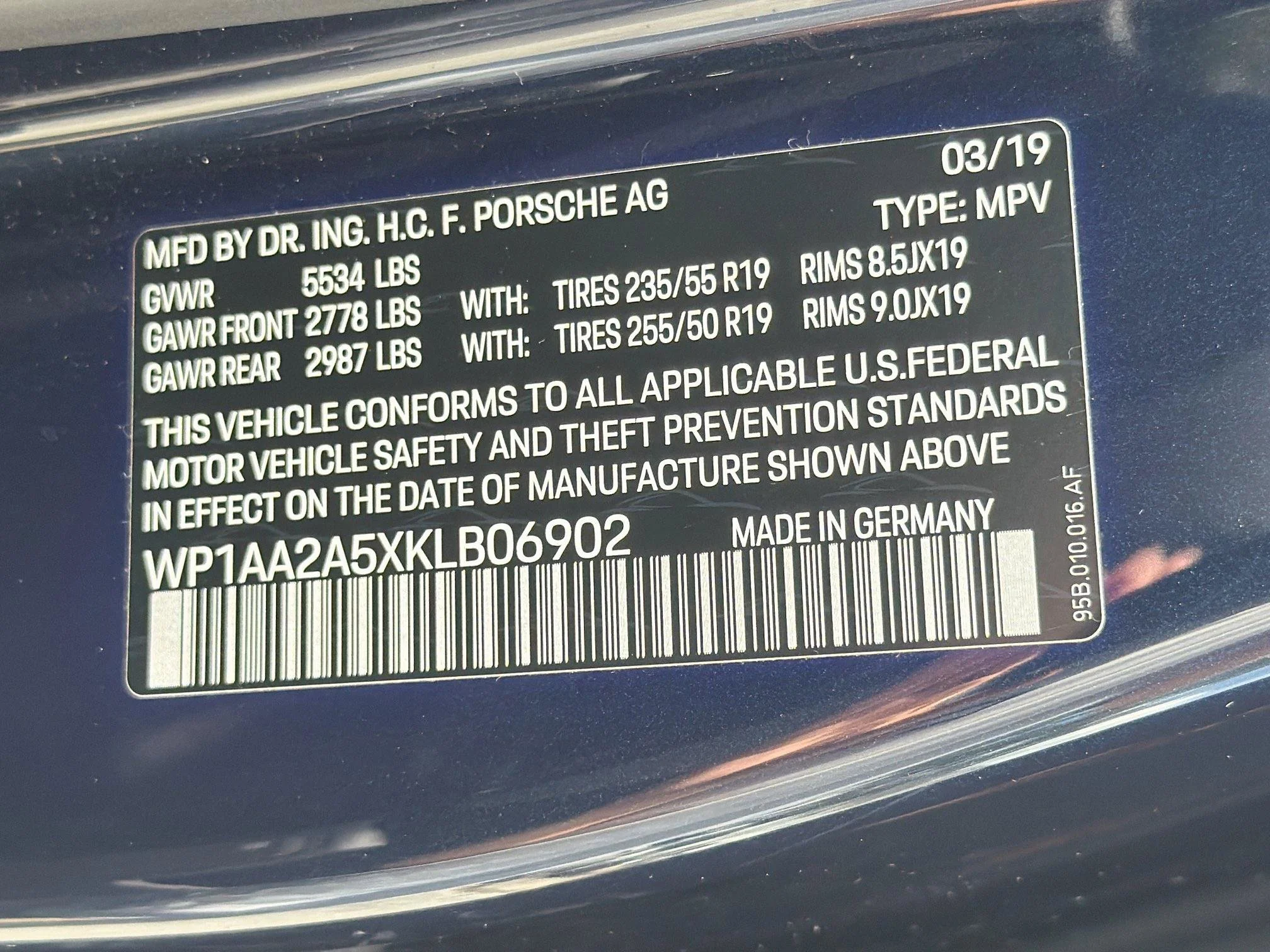 Used 2019 Blue Porsche Base image 43