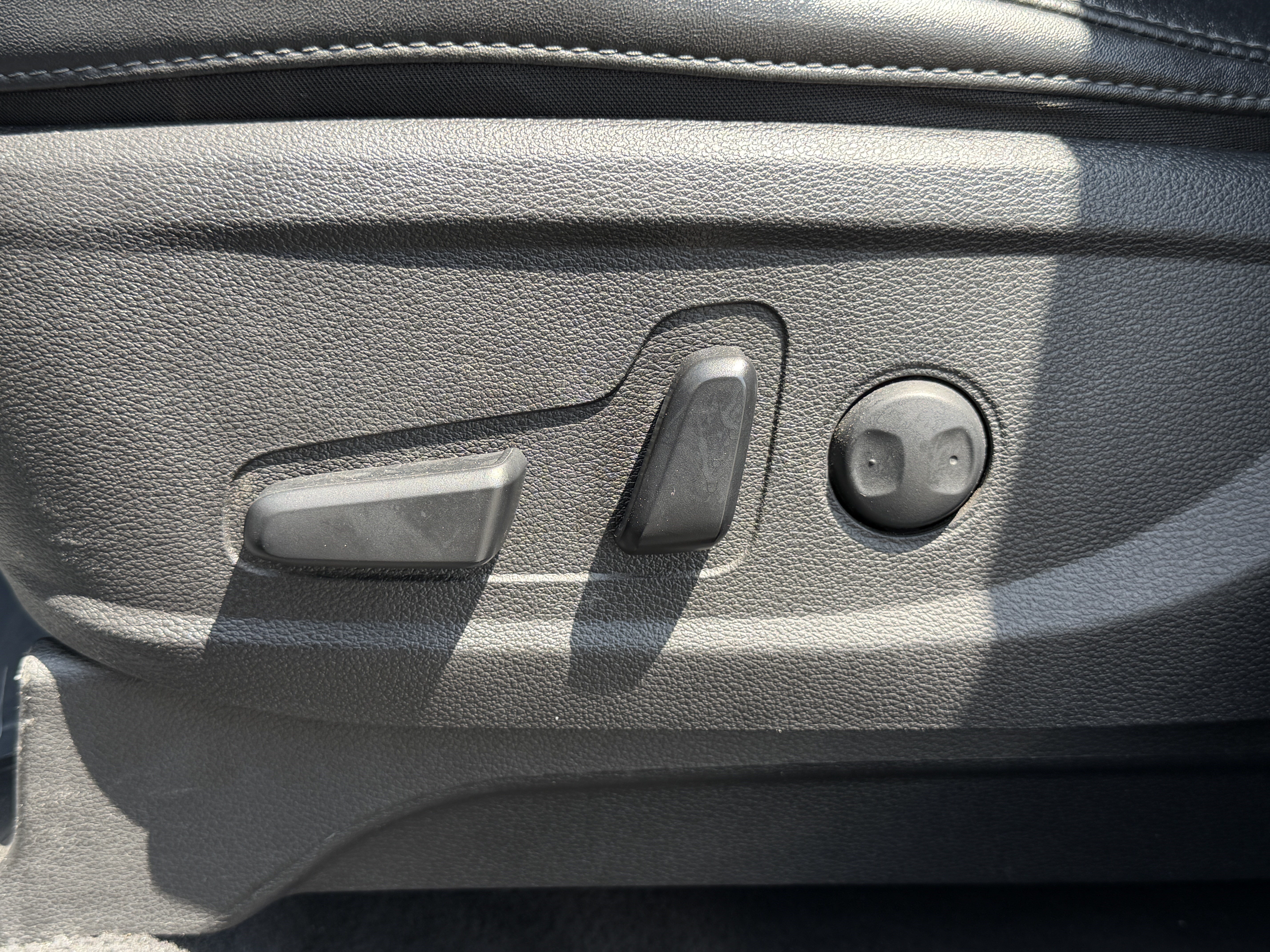 Certified Used 2023 Ebony Black Kia S image 15