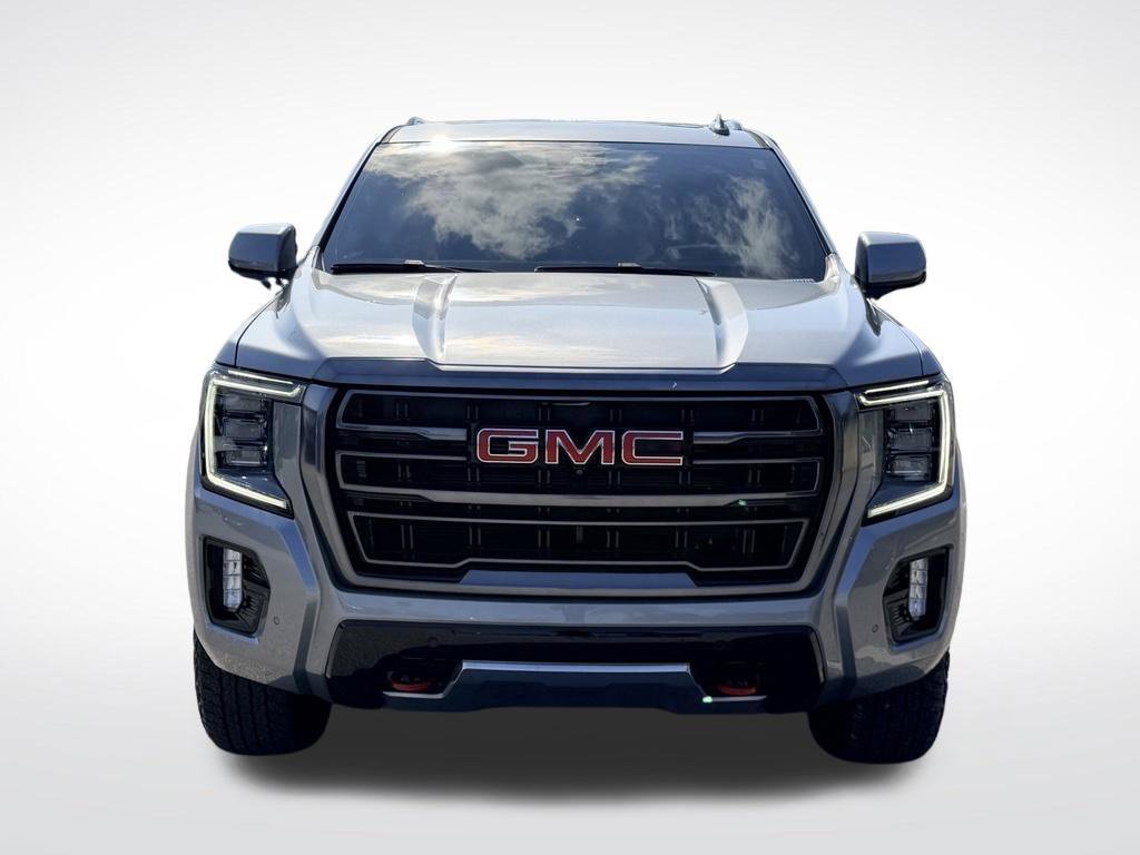 Used 2024 Sterling Metallic GMC AT4 image 10