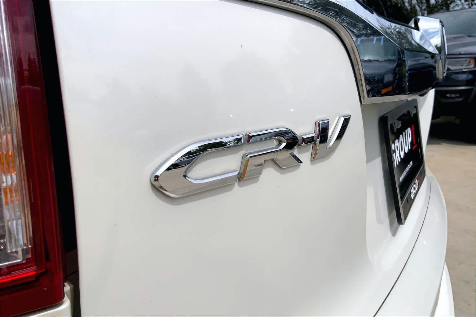 Used 2016 White Diamond Pearl Honda LX image 29