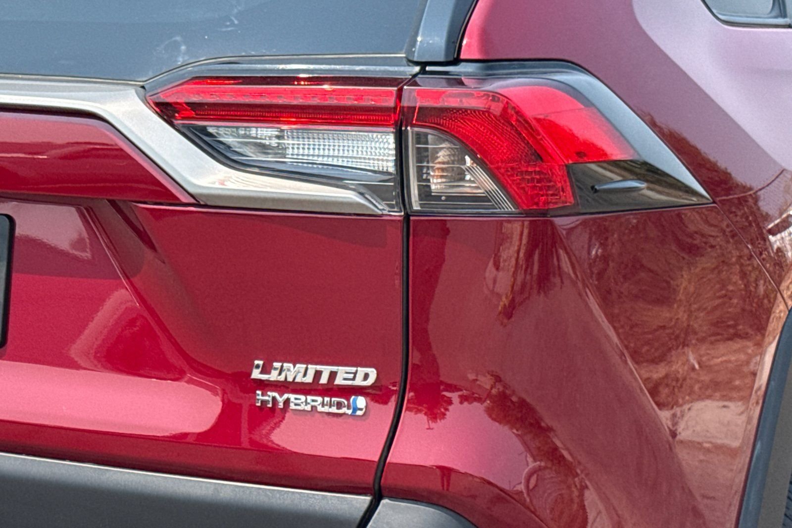 Used 2023 Red Toyota Limited image 26