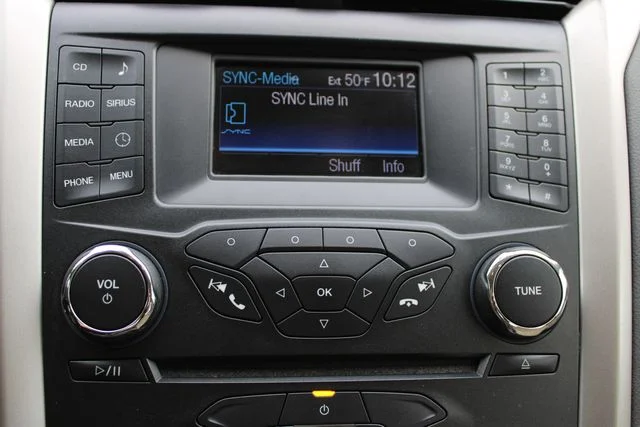 Used 2014 Red Ford SE image 12