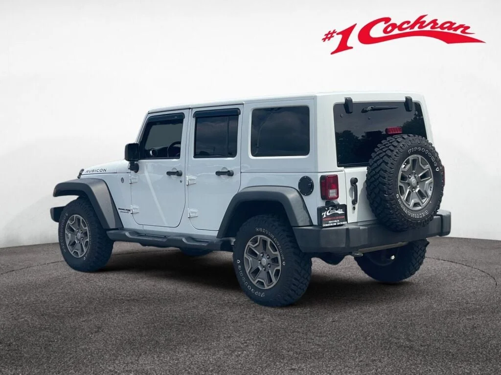 Certified Used 2018 Bright White Jeep Rubicon image 21