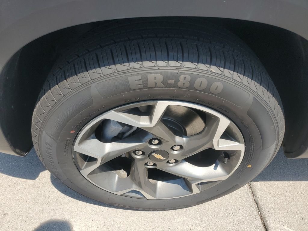 Used 2025 Gray Chevrolet LT image 11