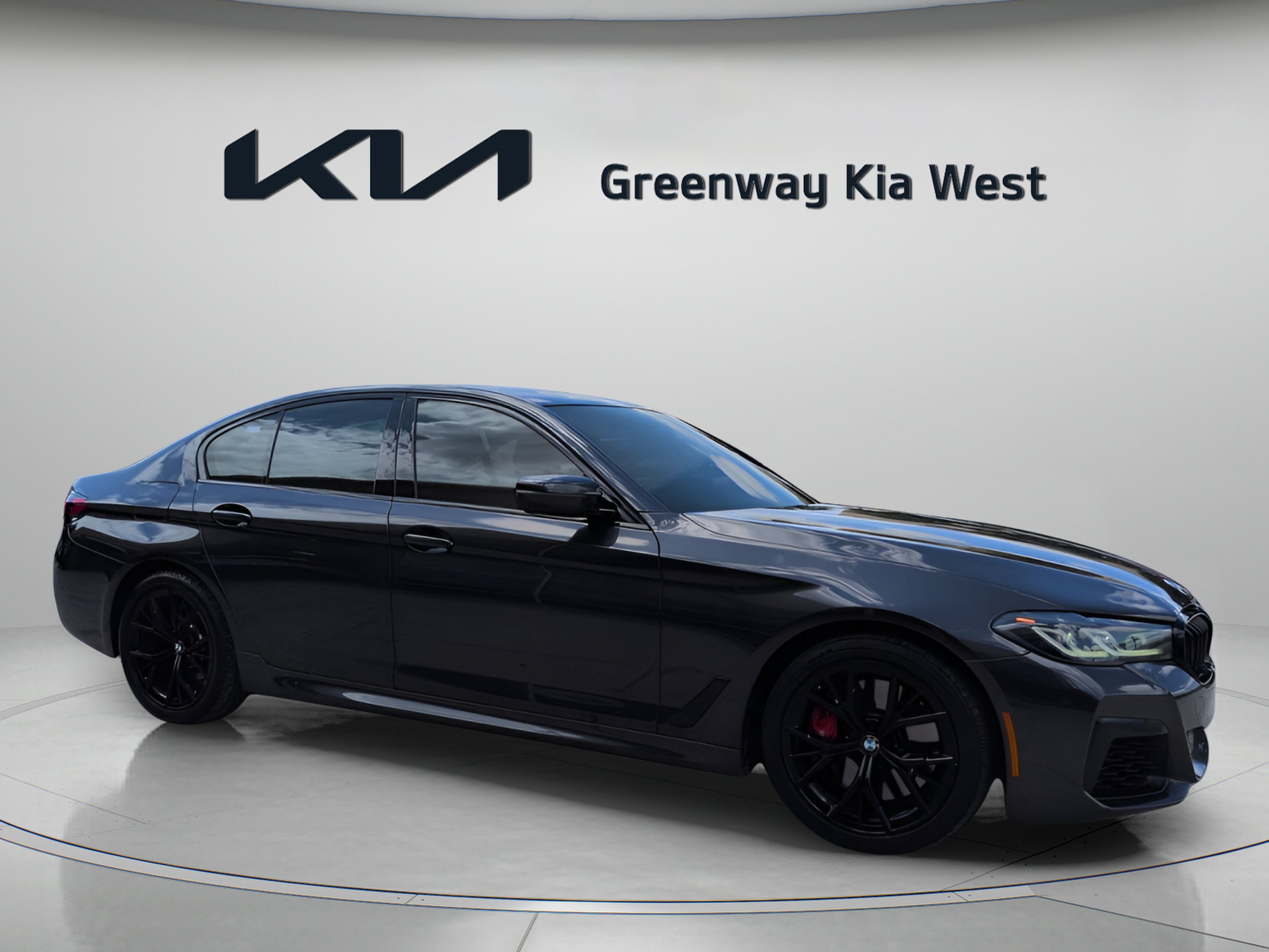 Used 2021 Dark Graphite Metallic BMW 540i image 5