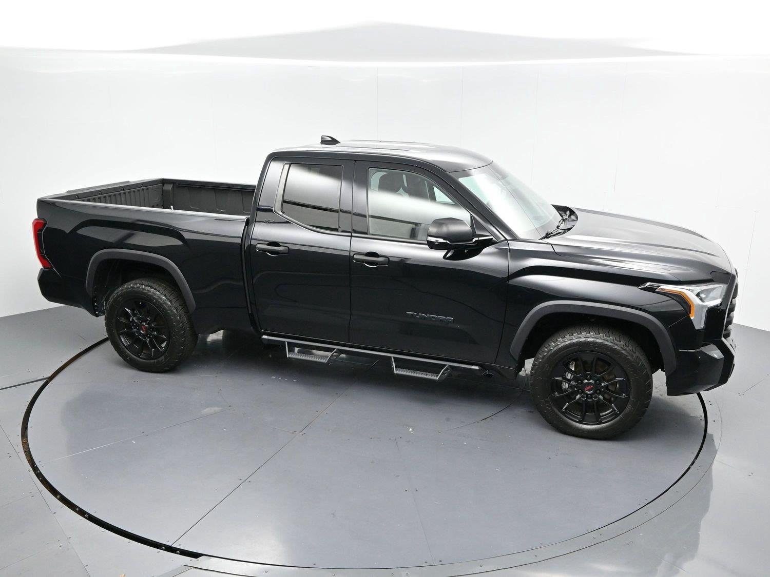 Used 2023 Black Toyota SR5 image 34