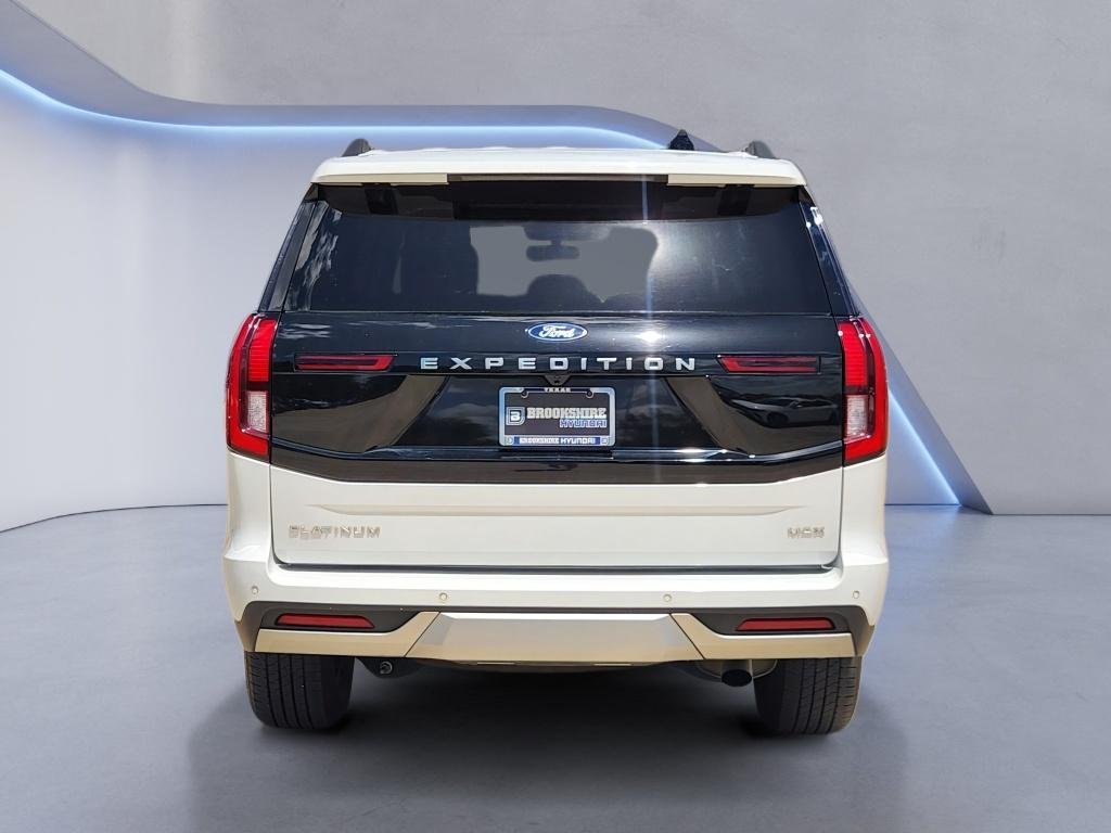 Used 2025 Oxford White Ford Platinum image 8