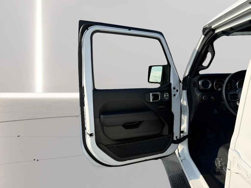 Used 2023 Bright White Jeep Sahara Altitude image 21