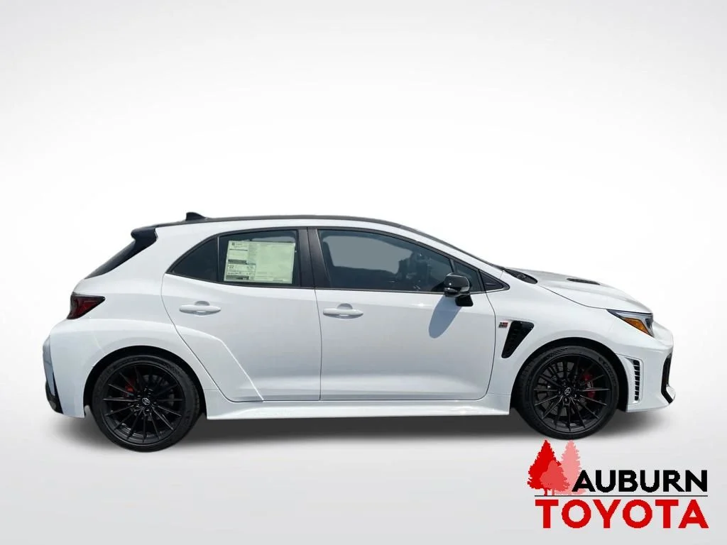 New 2026 Ice Cap Toyota  Premium Plus DAT image 8