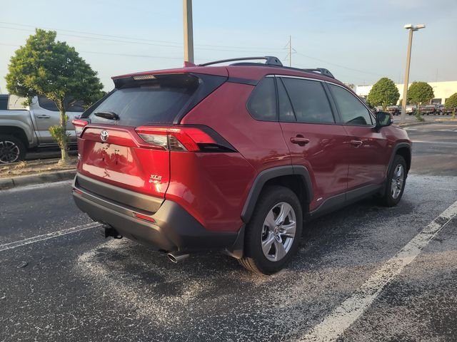 Used 2025 Red Toyota XLE image 5