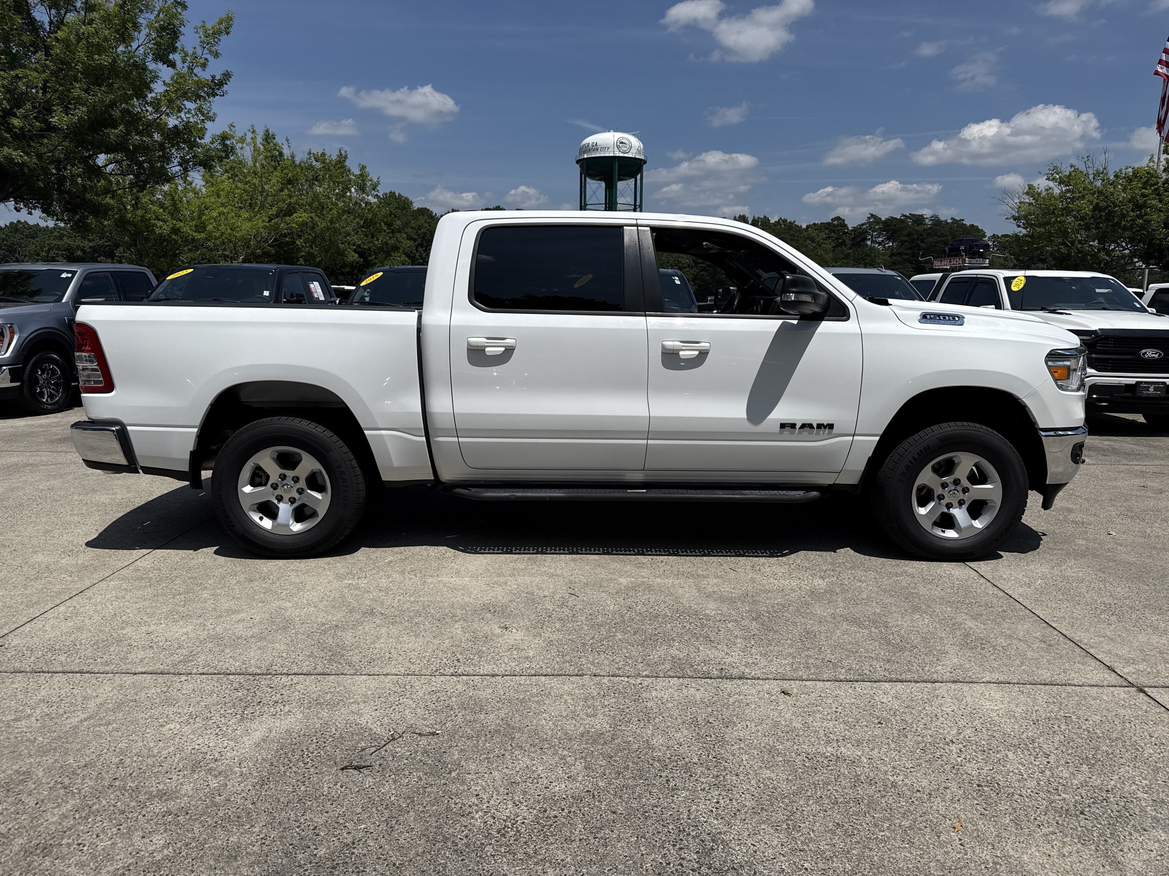 Used 2022 Bright White Clearcoat Ram Big Horn image 8