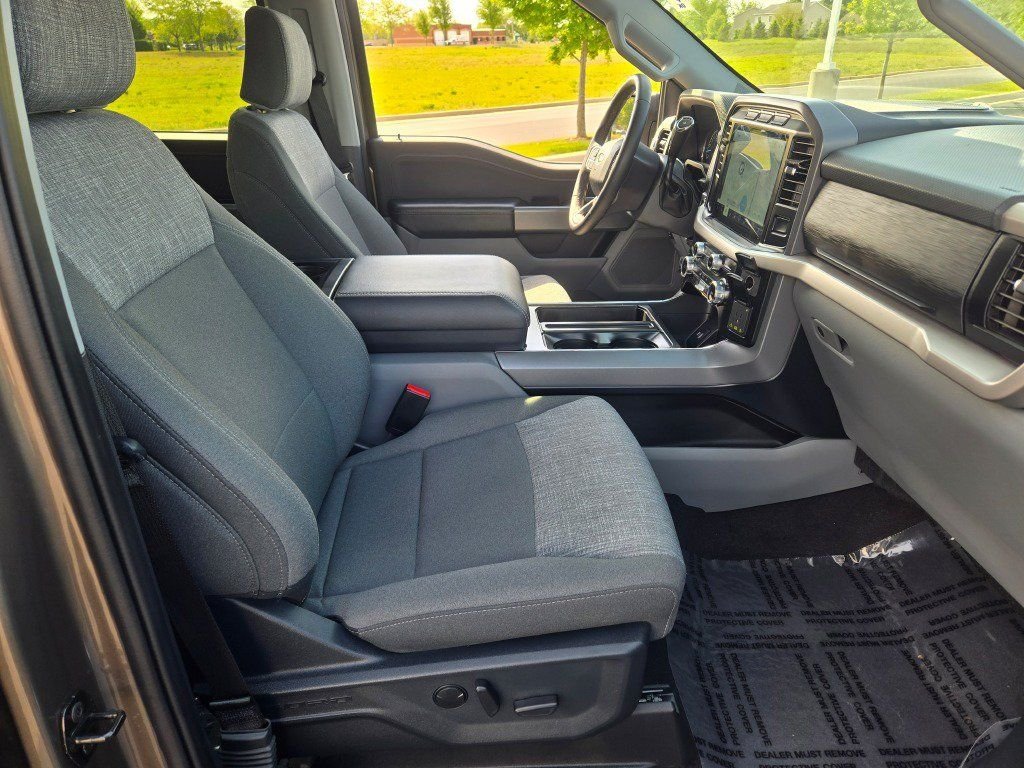 Certified Used 2023 Stone Gray Metallic Ford XLT image 6