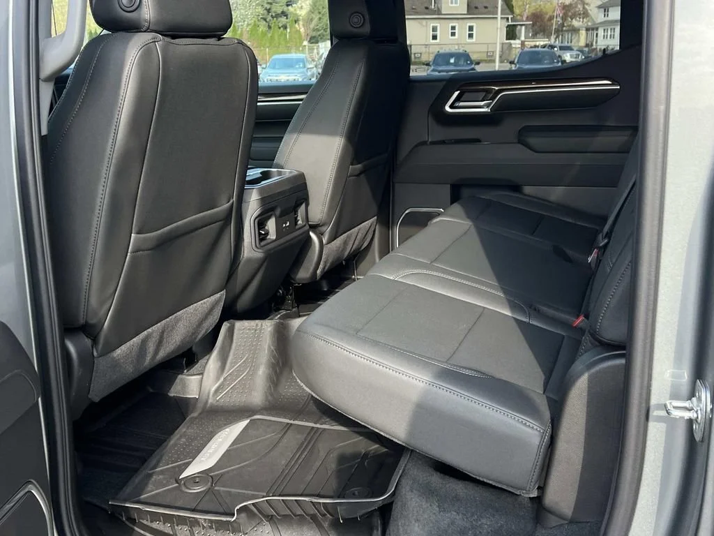 New 2026 Sterling Gray Metallic Chevrolet LT image 8