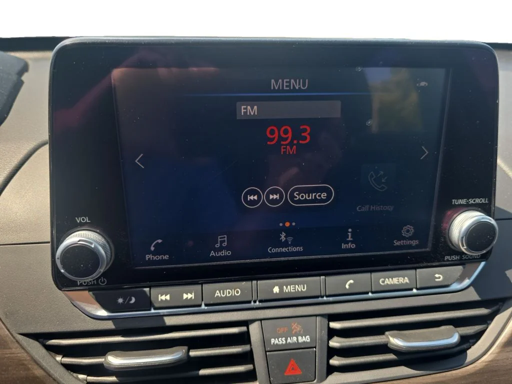 2025 Nissan Altima SV - Photo 15