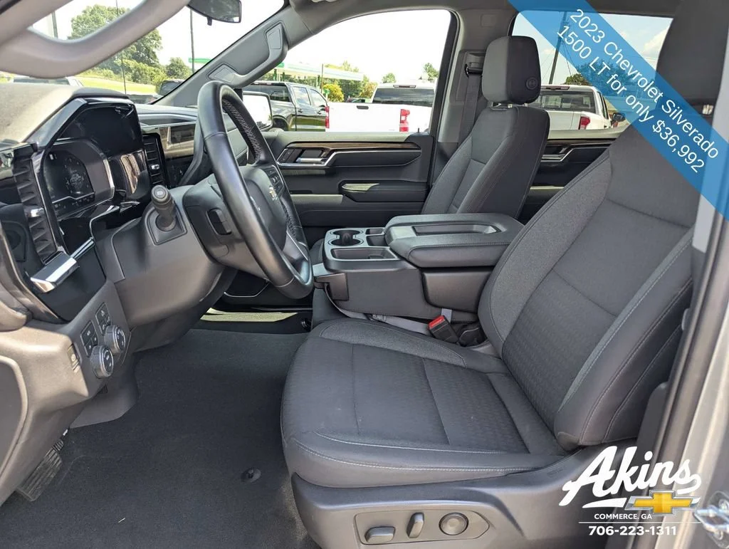 Used 2023 STERLING GRAY METALLIC Chevrolet LT image 19