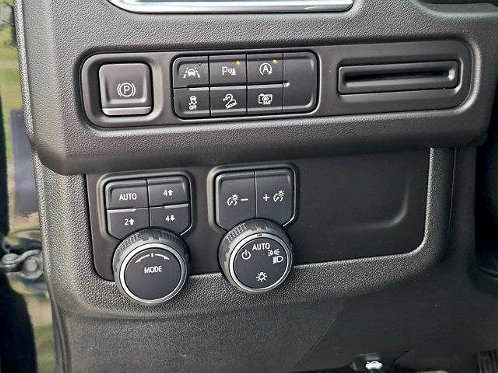 2023 Chevrolet Tahoe Z71 - Photo 17