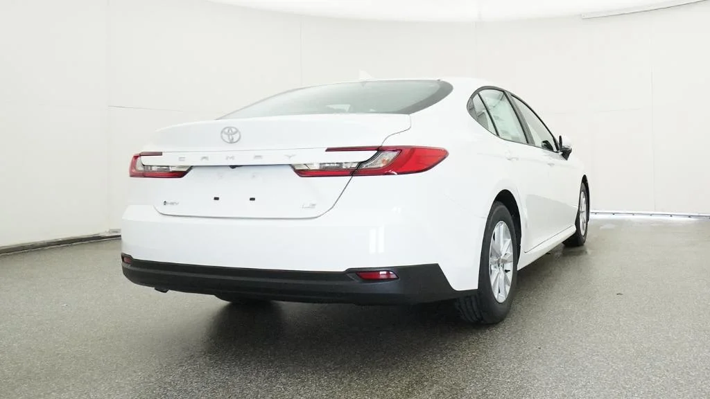 New 2026 Ice Cap Toyota LE image 20