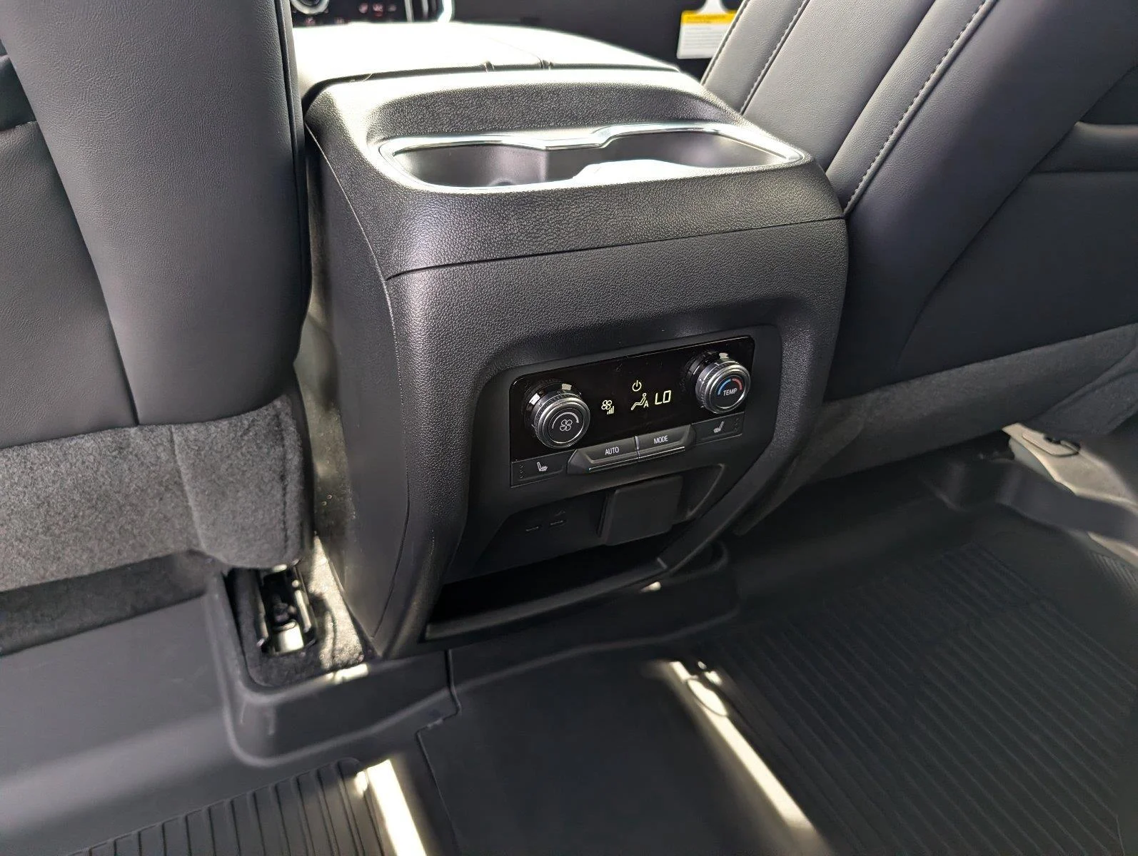New 2027 Sterling Metallic GMC Elevation image 32
