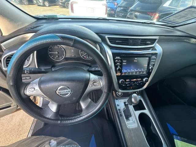 Used 2018 Silver Nissan SV image 10