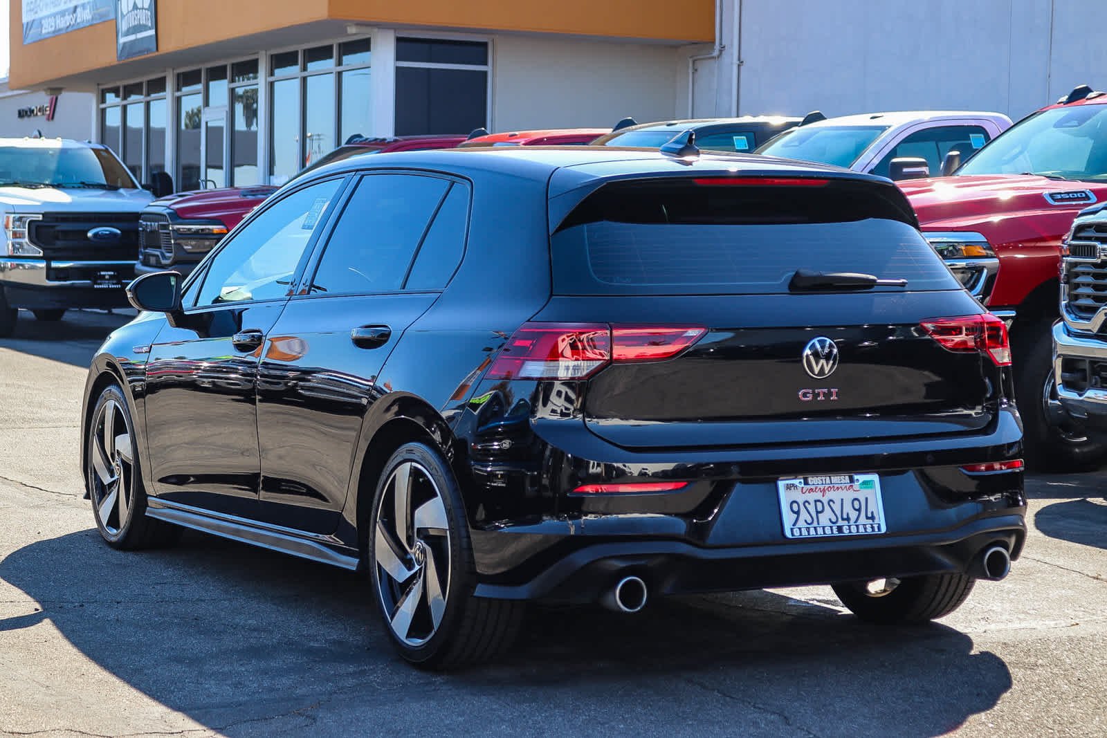 Used 2022 Deep Black Pearl Volkswagen S image 6