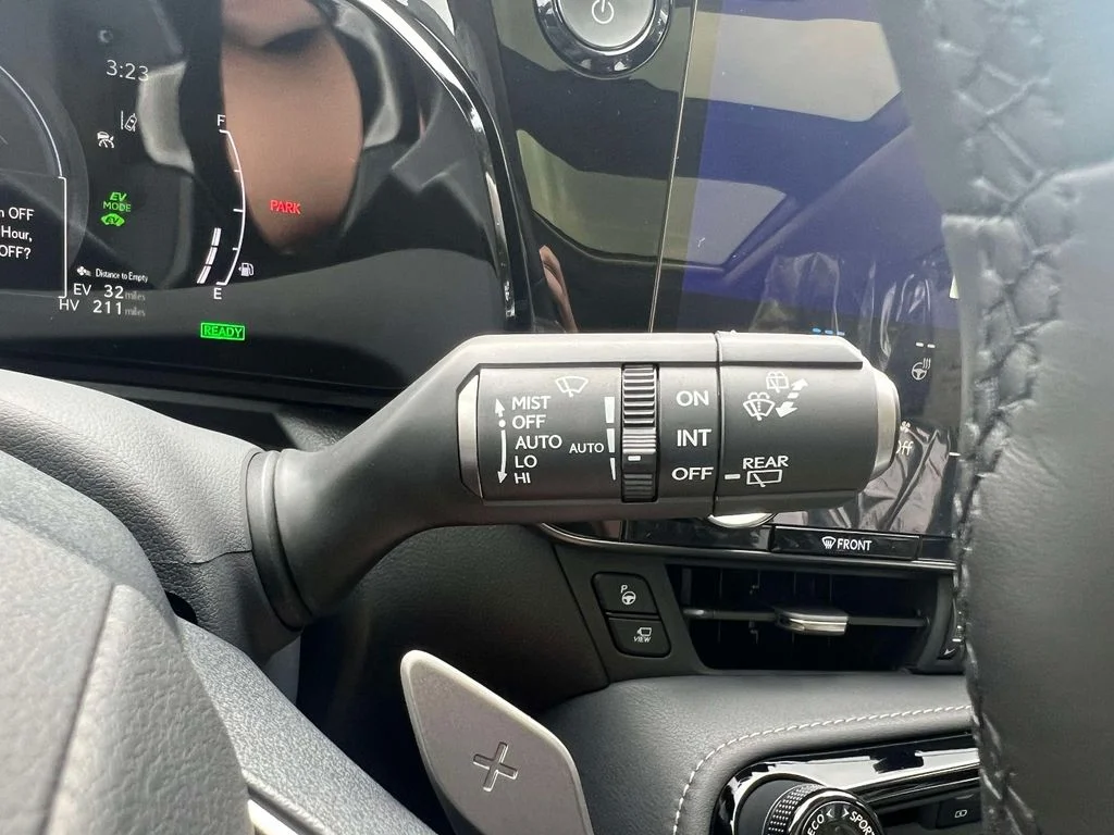 New 2026 Ultra White Lexus NX 450h+ LUXURY AWD image 23