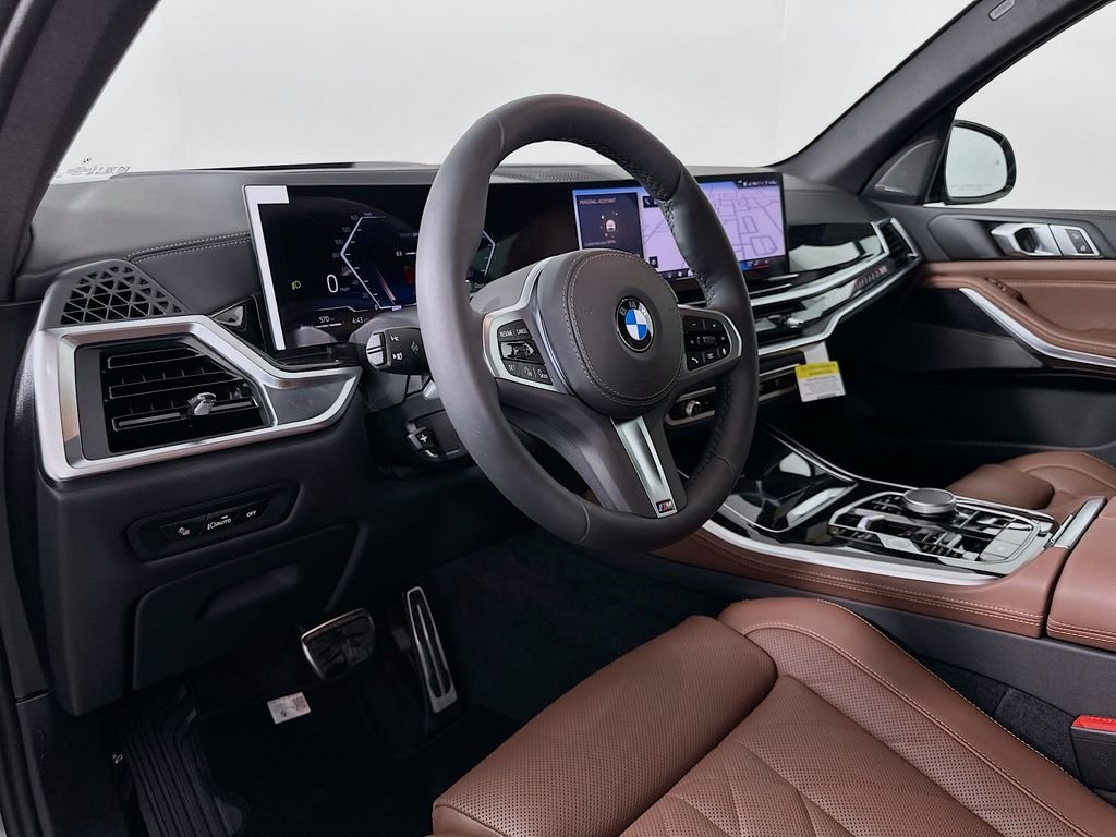 Used 2026 Skyscraper Grey Metallic BMW xDrive40i image 9