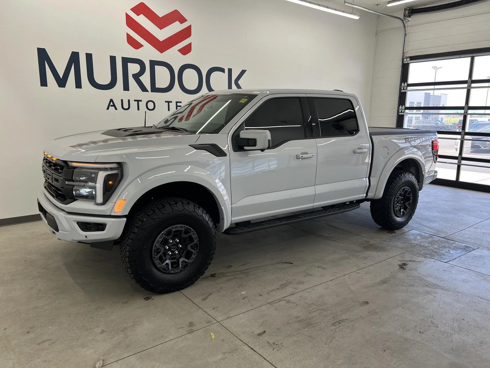 2025 Ford F-150 Raptor 4x4 SuperCrew 5-1/2 Box's photo