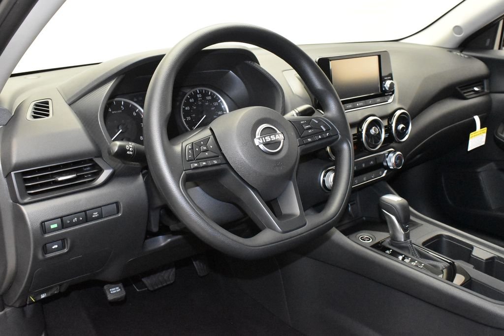 2025 Nissan Sentra S - Photo 14