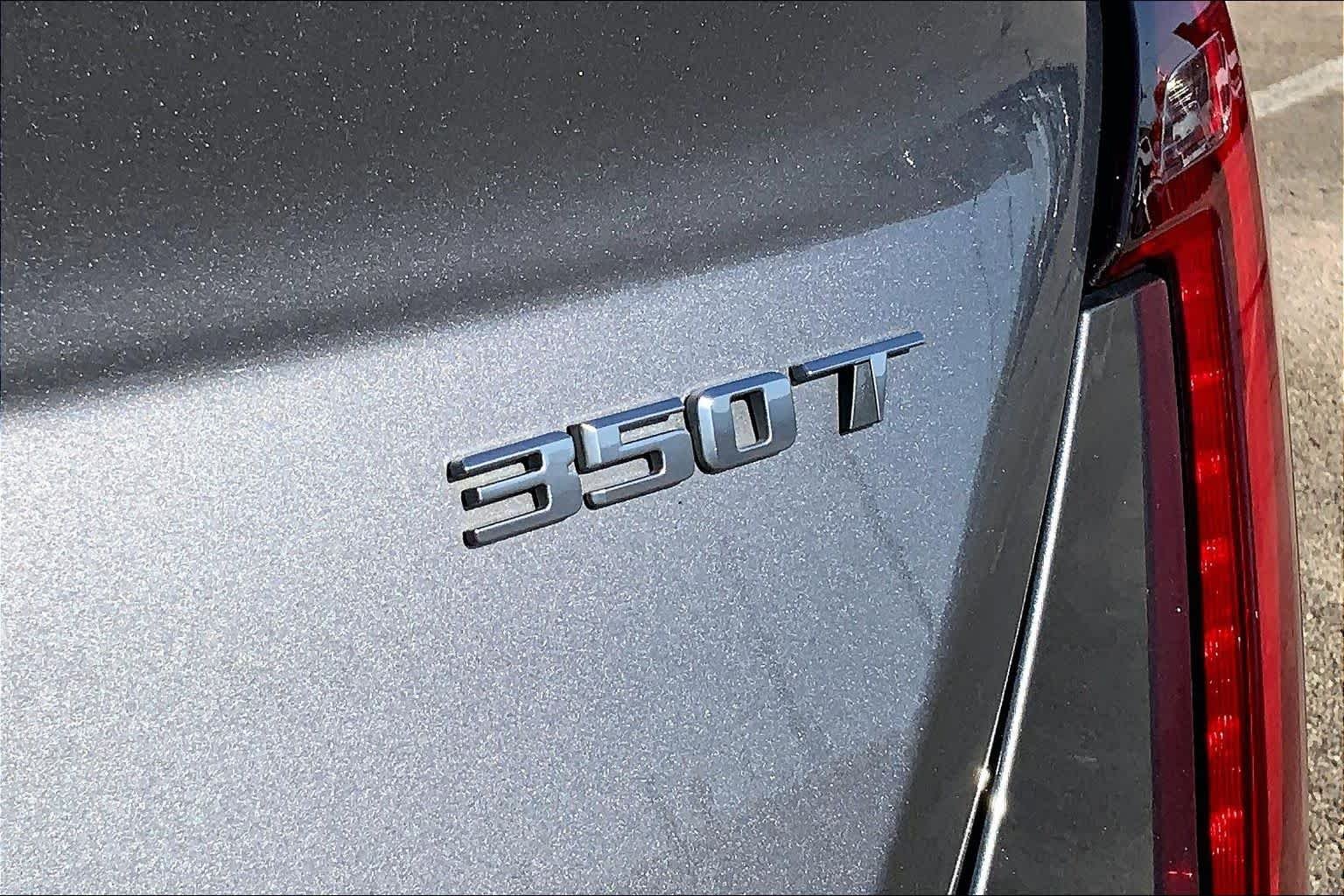 Used 2022 Satin Steel Metallic Cadillac Premium Luxury image 10