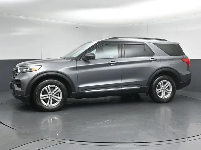 Used 2022 Gray Ford XLT image 4