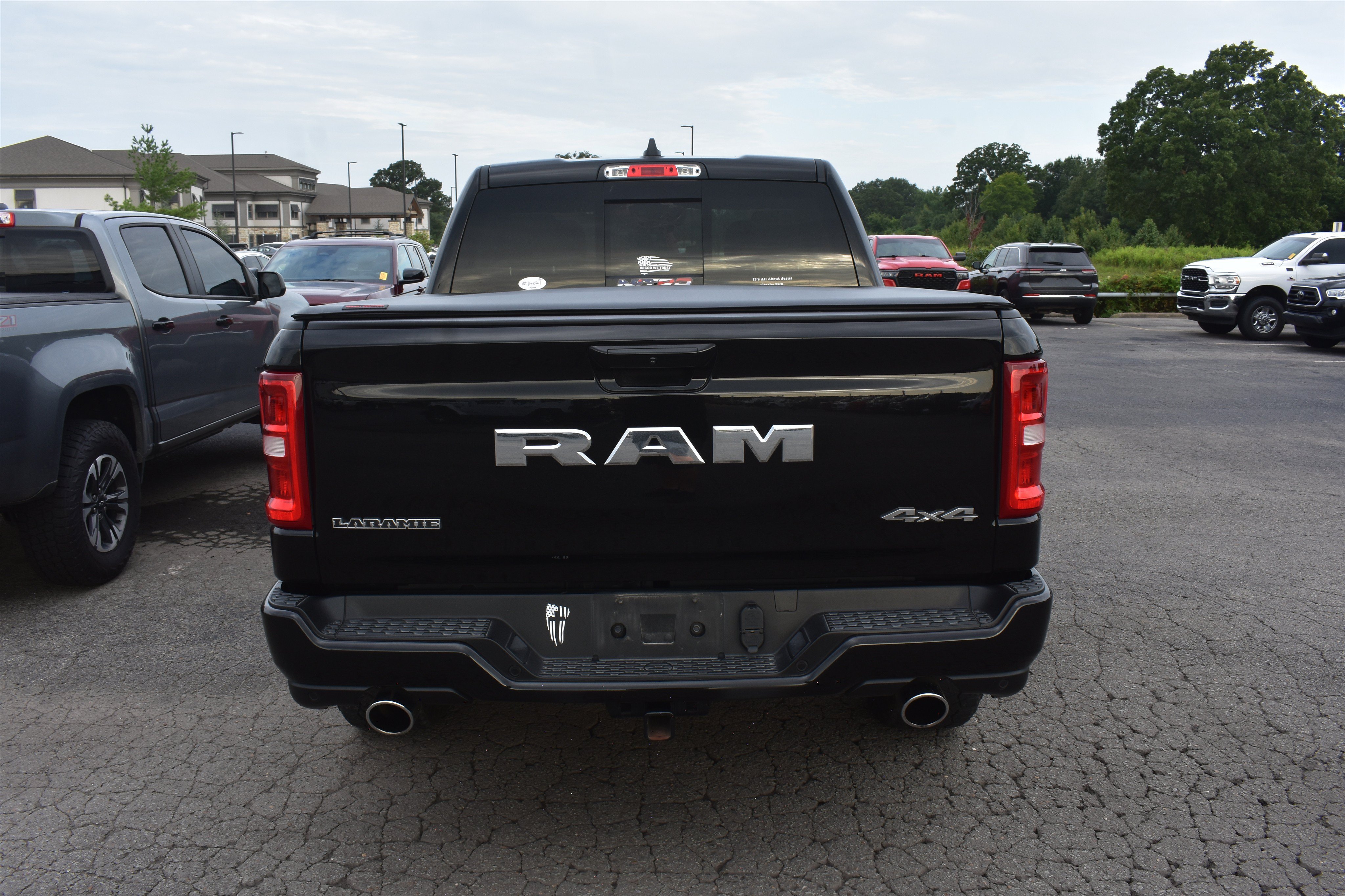 Used 2025 Diamond Black Crystal Pearlcoat Ram Laramie image 5