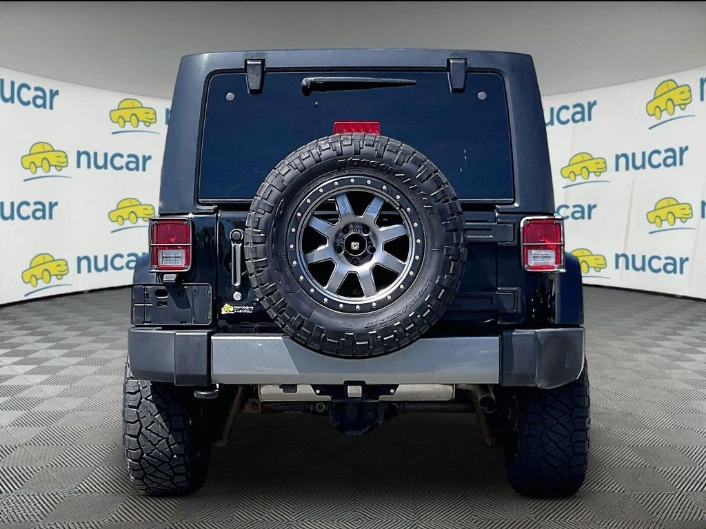 Used 2015 Black Jeep Unlimited Freedom Edition image 5