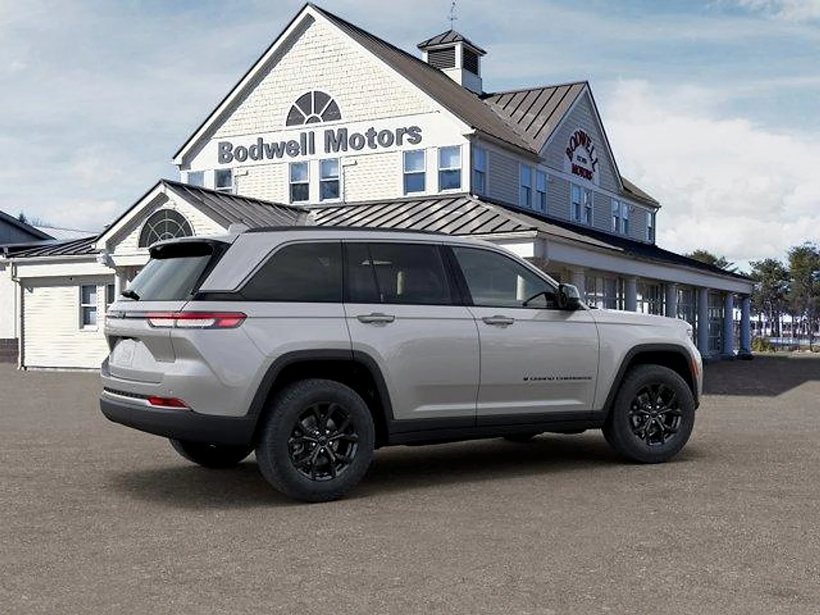 New 2026 Silver Zynith Jeep Altitude 4x4 image 4