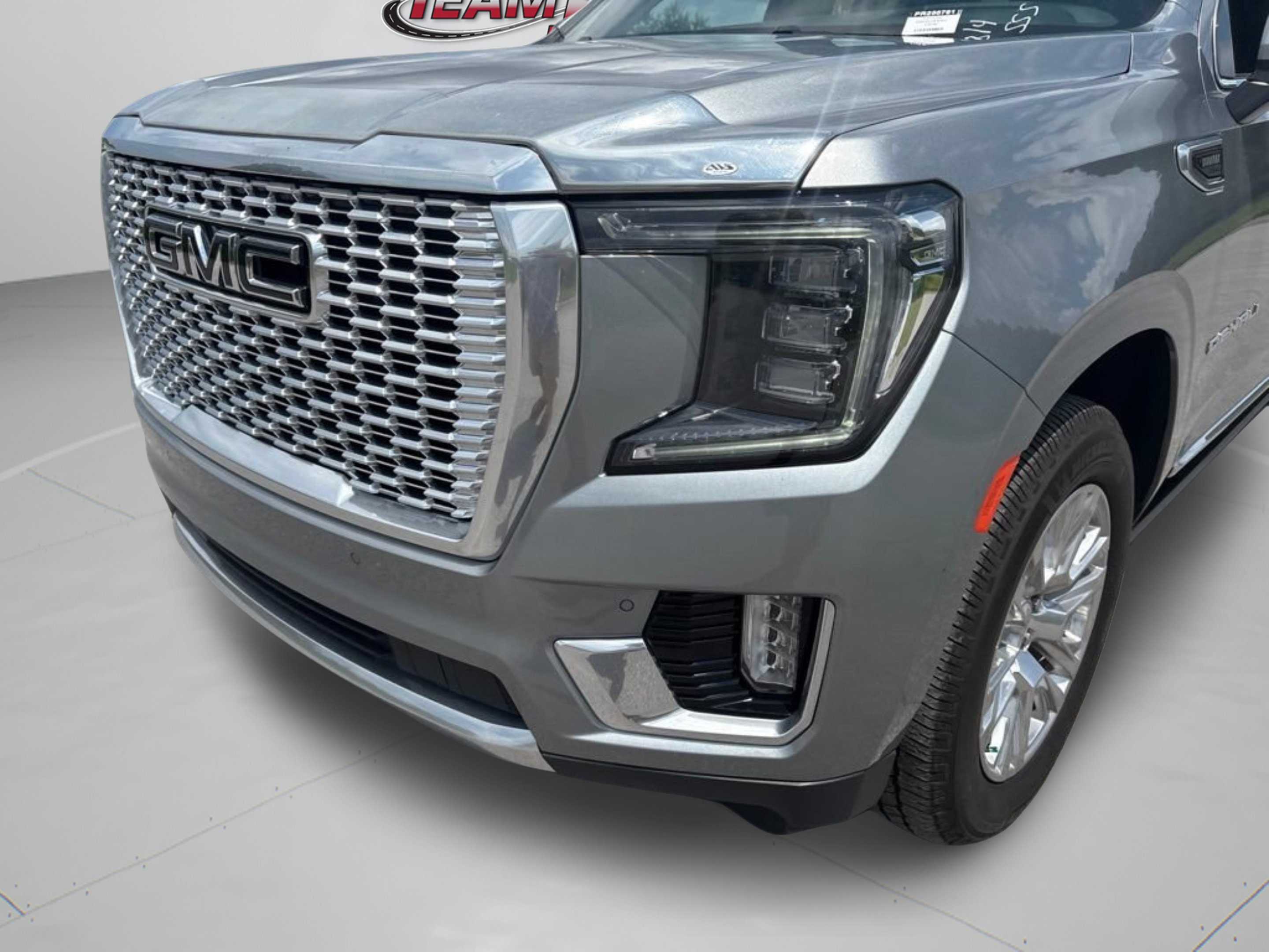 Used 2023 Sterling Metallic GMC Denali image 36