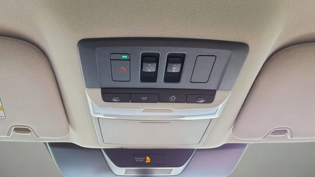 Used 2022 Boulder Gray Pearl Nissan Platinum image 34