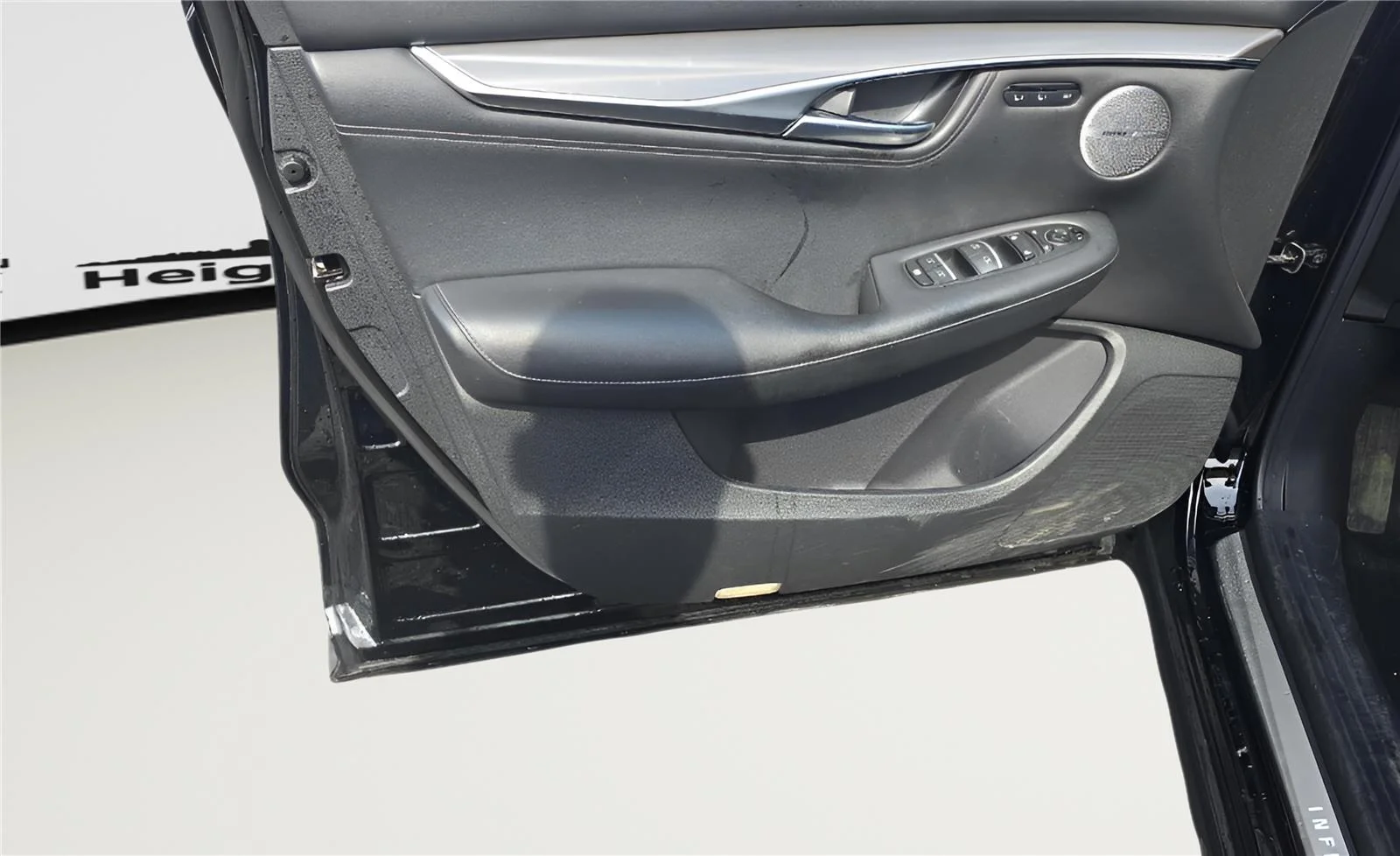 2023 INFINITI QX55 Essential - Photo 9