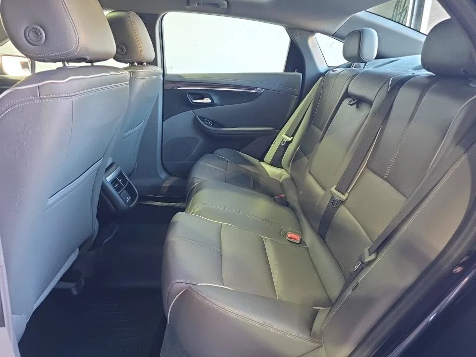 Used 2018 Blue Chevrolet Premier image 6