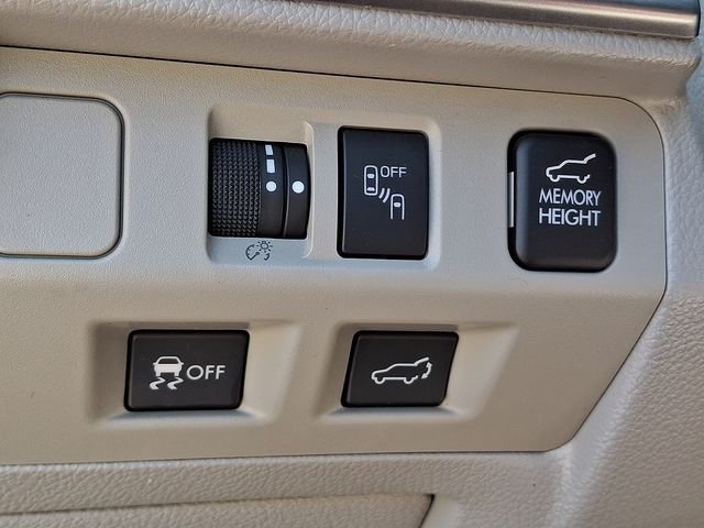 Used 2018 Gray Subaru 2.5i Limited image 26