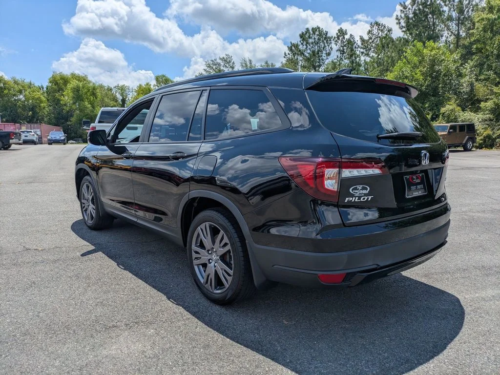 Used 2022  Honda Sport image 6