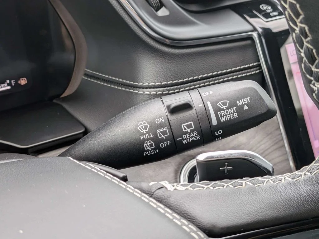 Used 2025 Gray Jeep Overland image 27