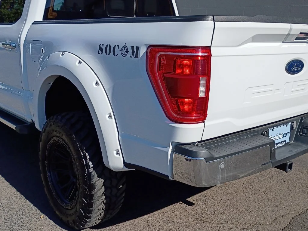 Used 2023 White Ford XL image 7