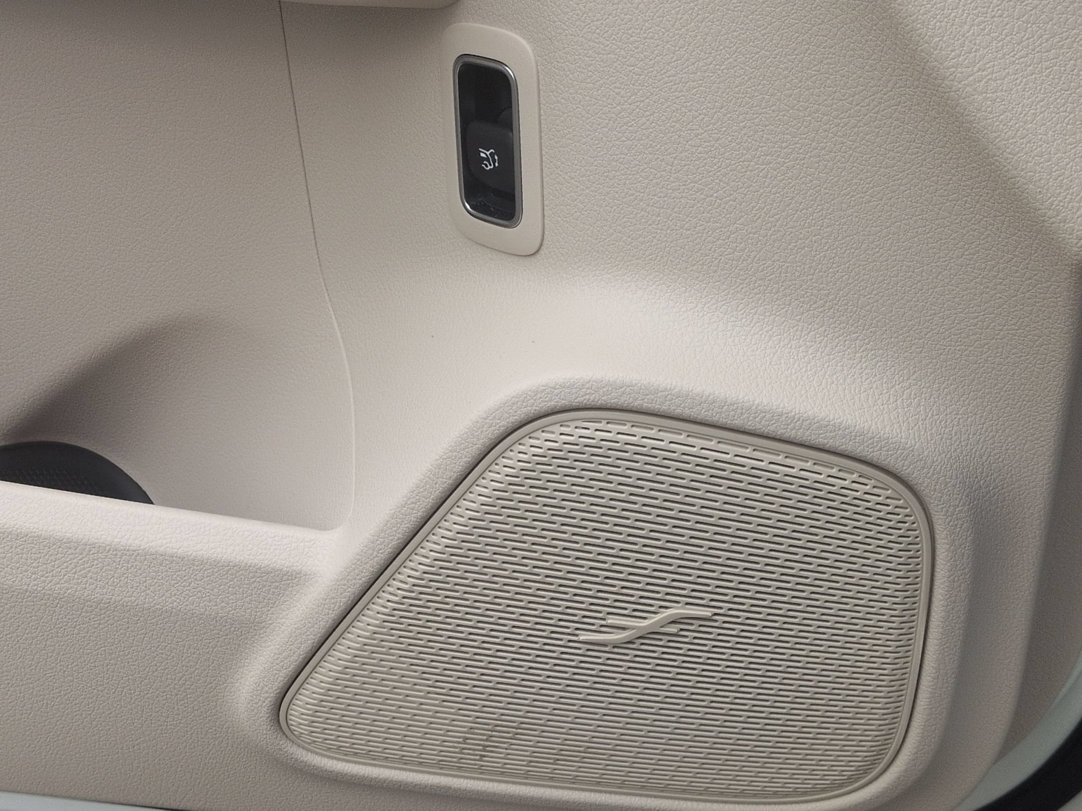New 2026 Polar White Mercedes-Benz GLA 250 image 61