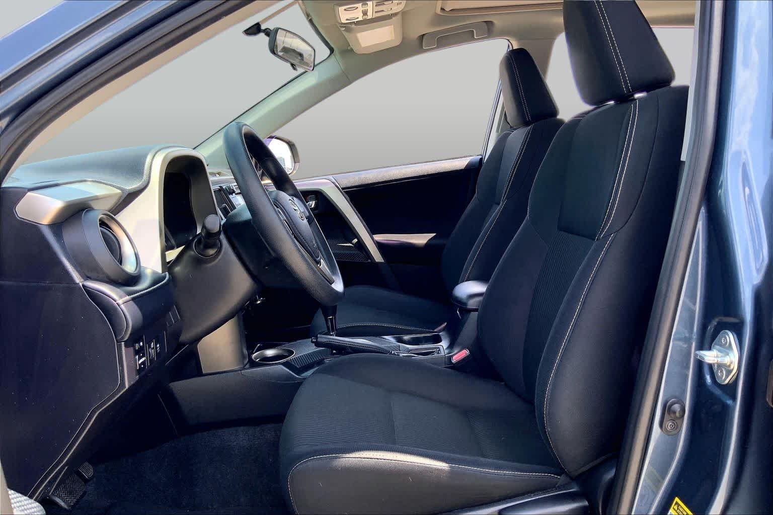 Used 2014 Shoreline Blue Metallic Toyota XLE image 8