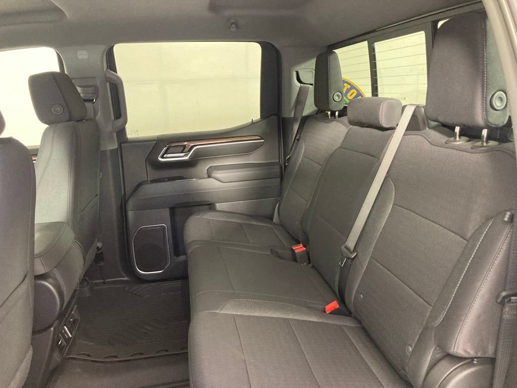 2026 Chevrolet Silverado 1500 LT - Photo 14